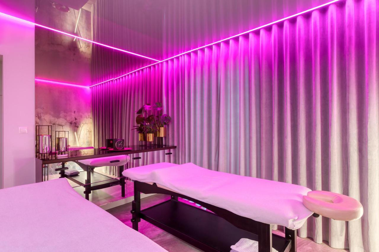 Hotel & Spa Bialy Dom Przyszowice Bagian luar foto