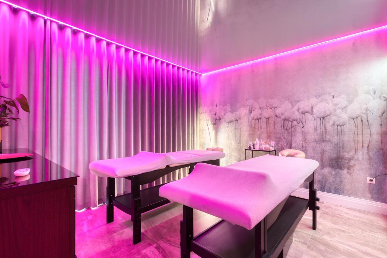 Hotel & Spa Bialy Dom Przyszowice Bagian luar foto