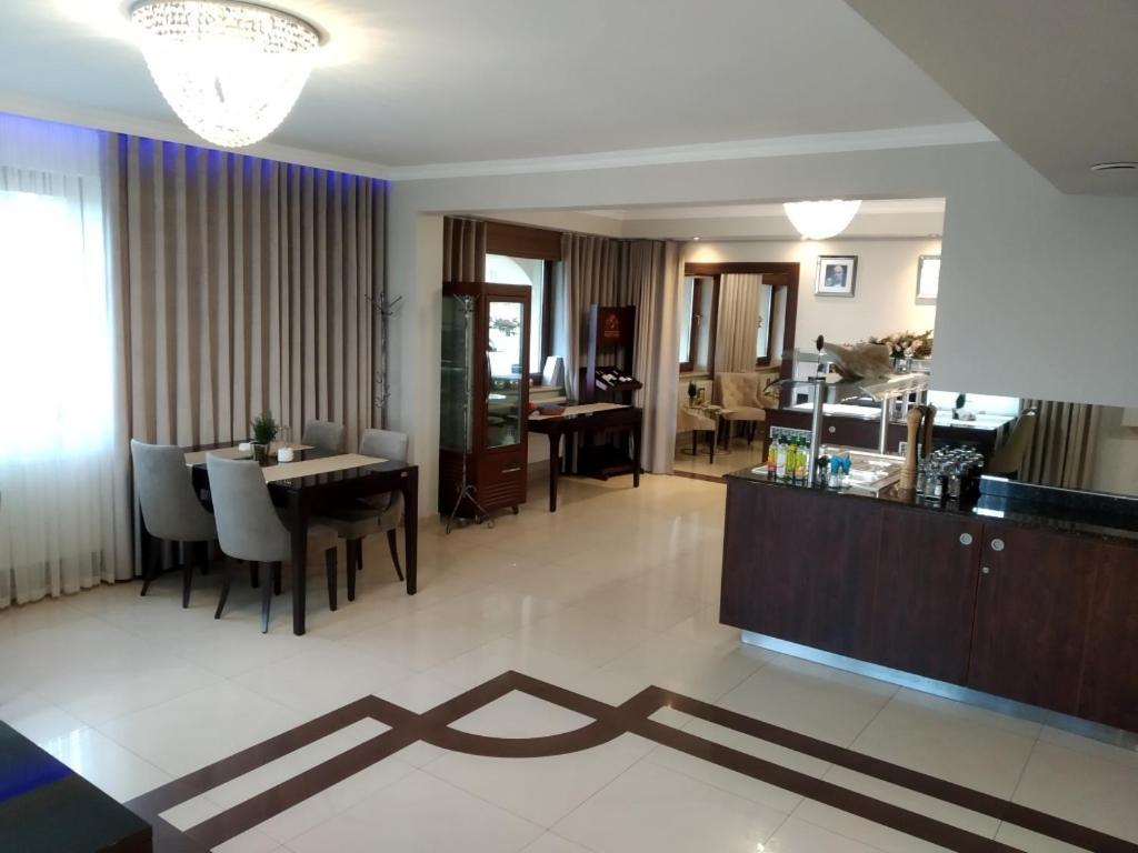 Hotel & Spa Bialy Dom Przyszowice Bagian luar foto